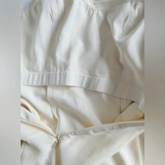 NWT Reformation Charee Dress Eggshell Ivory Off Shoulder Bridal | US 2 UK 6 - Picture 14 of 14